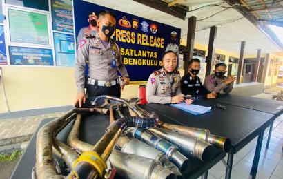 Satlantas Polres Bengkulu Utara Jaring Puluhan Knalpot Racing 
