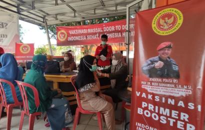 BIN Gelar Vaksinasi di Kantor Pos Cabang Utama, Serempak dengan Pembagian BLT Minyak Goreng