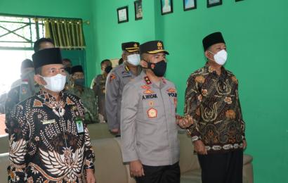 Polri Targetkan 1 Juta Masyarakat Dapatkan Vaksin Boster