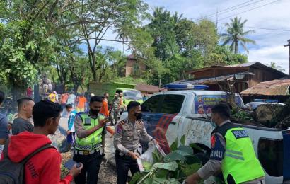 Sinergi Antar Instansi, Polres Kepahiang Bersihkan Jalur Mudik Lebaran