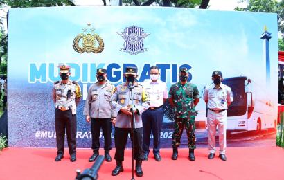 Lepas Mudik Gratis Polri, Kapolri: Bantu Masyarakat dan Kurangi Beban Jalan