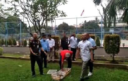 Kajati DKI Jakarta melepas burung