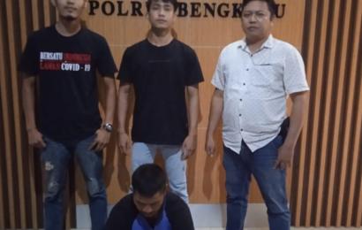 Hukum