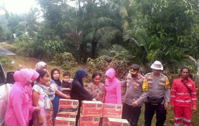 Wujud kepedulian terrhadap warga yang terdampak musibah banjir