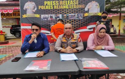 Pria Paruh Baya dan Puluhan Paket Sabu Diamankan Polres Rejang Lebong