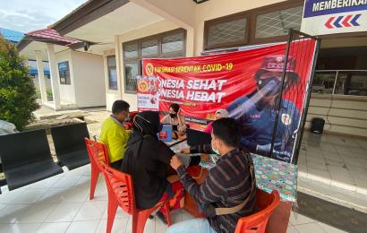 CEGAH PENYEBARAN COVID-19 SUBVARIAN OMICRON CENTAURUS, BINDA BENGKULU GELAR VAKSINASI SERENTAK DI SELURUH KABUPATEN DAN KOTA