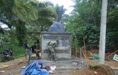 Hari Ini Pengerjaan Tugu TMMD Terus Dikebut