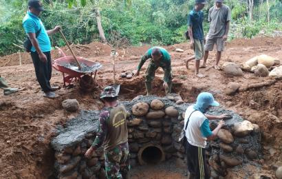 Satgas TMMD Pasang gorong gorong