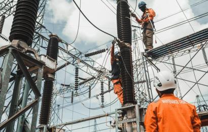 Aktivitas pegawai PLN