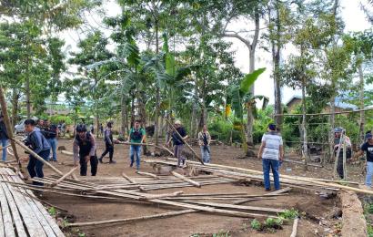 Tempat judi sabung ayam dimusnahkan