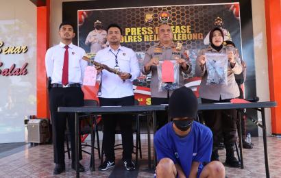 Polres Rejang Lebong saat merilis kasus penganiayaan