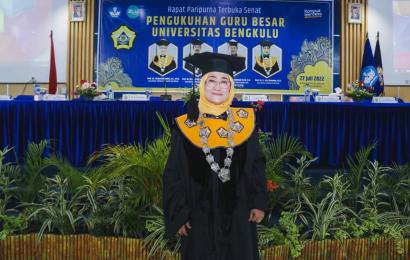 Prof. Dr. Muhartini Salim, SE., MM