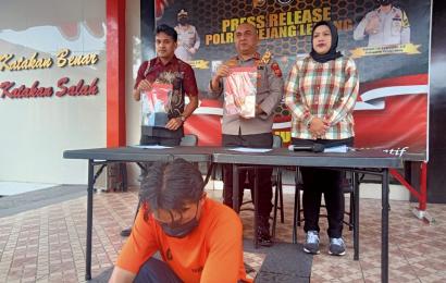 terduga pelaku kurir narkoba diamankan polisi