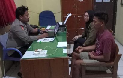 Kakak Korban Dan Korban Saat Melapor ke Polsek kota manna