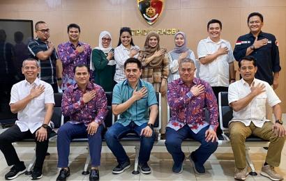 JNE dan POLRI Tandatangani Kerjasama Pengawasan Peredaran Narkoba JNE dan POLRI Tandatangani Kerjasama Pengawasan Peredaran Narkoba 