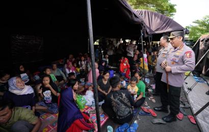 Kapolri Serap Aspirasi Masyarakat yang Jadi Korban Gempa Bumi Cianjur 