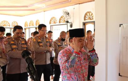 Turut Berdukacita, Polres Mukomuko Gelar Shalat Gaib dan Doa Bersama Untuk Korban Gempa Cianjur