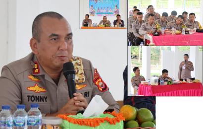 Kapolres Rejang Lebong Polda Bengkulu AKBP Tonny Kurniawan 