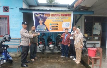 Polsek Curup Pasang Baliho Posko Pelayanan dan Pengaduan Bhabinkamtibmas
