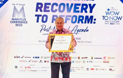 “JNE Raih Penghargaan "The Best Industry Marketing Champion 2022 Logistics Category”