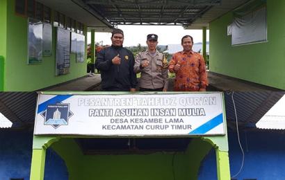 Bhabinkamtibmas sambang ke pesantren
