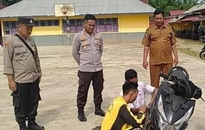 Tertibkan Knalpot Racing Di Sekolah, Polsek Mukomuko Selatan Temukan 21 Knalpot Brong