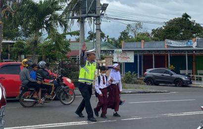  personel dilapangan dalam rangka menjalankan "Commander Wish". 