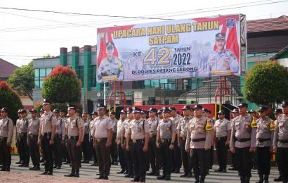 Kapolres Rejang Lebong Pimpin Upacara HUT Satpam ke-42