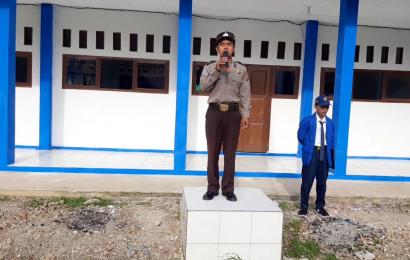 Kanit Binmas dan Bhabinkamtibmas Polsek Kotapadang Sosialisasi Bahaya Narkoba di Sekolah