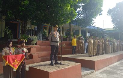 Police Goes To School, Kapolsek Gading Cempaka Jadi Inspektur Upacara di SMAN 4 Kota Bengkulu