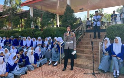 Satlantas Polres Rejang Lebong Sampaikan Imbauan Tertib Berlalu Lintas di SMAN 4 Rejang Lebong