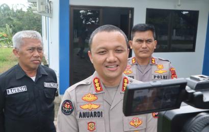 Awas Pohon Tumbang, Kabid Humas Imbau Warga Untuk Berhati-Hati
