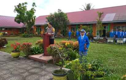 Police Go To School, Kabag Ops Jadi Pembina Upacara di SMAN 2 Rejang Lebong 
