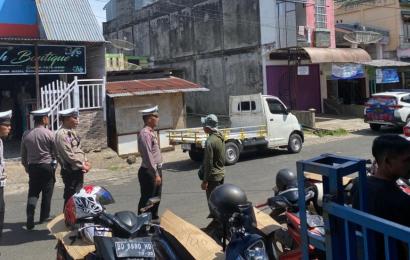 Cegah Kemacetan, Satlantas Polres Lebong Penerangan Keliling Larang Kendaraan Parkir Sembarangan