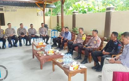 Kunjungi Mapolsek Tanjung Kemuning, Kapolres Kaur  Minta Jaga Kekompakan