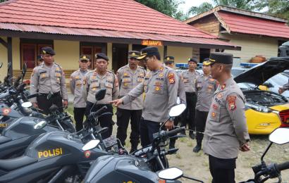 Dukung Perayaa HUT Kabupaten Mukomuko, Kapolres Mukomuko Cek Kondisi Kendaraan Dinas Untuk Optimalkan Pelayanan 