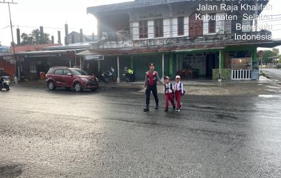 Gatur Lalin Pagi, Bentuk Pelayanan Polres BS Polda Bengkulu Kepada Masyarakat