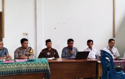 Bhabinkamtibmas Polsek Lebong Selatan Hadiri Musyawarah dan Pendataan Warga Miskin Ekstrim