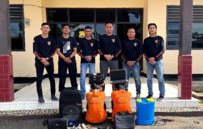 Dua Residivis Spesialis Pencongkel Perkantoran Diringkus  Polsek Ketahun