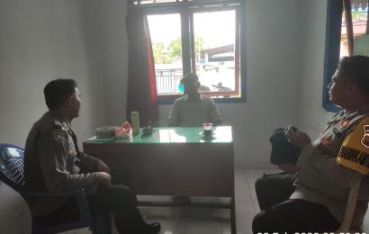 Jalin Sinergi, Bhabinkamtibmas Polres Bengkulu Selatan Sambangi Warga Binaannya