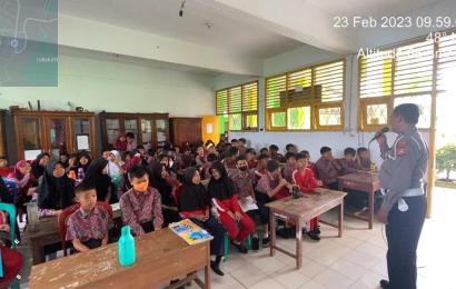 Satlantas Polres Seluma Gelar Sosialisasi Tertib Berlalu Lintas di Sekolah Dasar