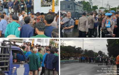 Polresta Bengkulu Laksanakan Pengamanan Aksi Unjuk Rasa di DPRD Provinsi Bengkulu