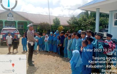 Tanamkan Tertib Berlalulintas Sejak Dini, Satlantas Polres Lebong Kunjungi SDN 16 
