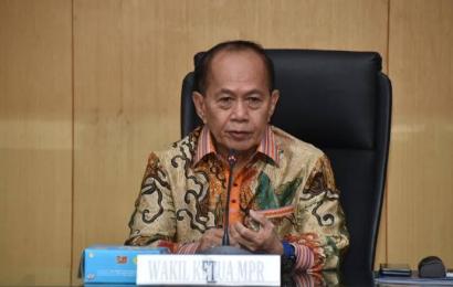 Anggota Komisi I DPR Syarif Hasan