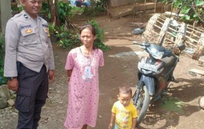 Bhabinkamtibmas Polsek Kerkap Keliling Edukasi Warganya Untuk Cegah Stunting 