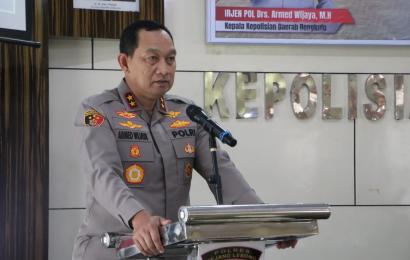 Kapolda Bengkulu Irjen Pol Drs. Armed Wijaya, MH.