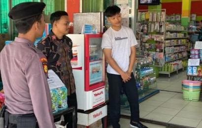 Personil Polsek Putri Hijau Saat Sambangi Warga Ajak Jaga Kamtibmas Yang Kondusif