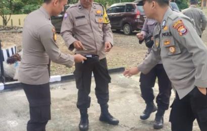 Gerakan Sedekah Bersama Polsek Air Besi Untuk Bantu Sesama
