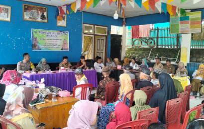 Bhabinkamtibmas Polsek Lebong Tengah Hadiri Musdessus Penetapan Calon Penerima BLT DD