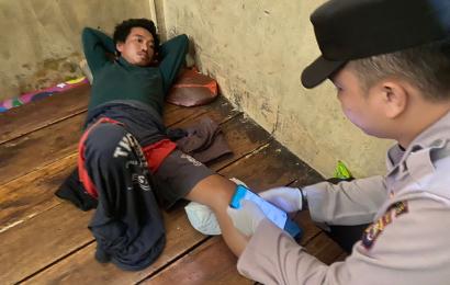 Personel Polres Kepahiang Saat Lakukan Pemeriksaaan Kesehatan Tahanan